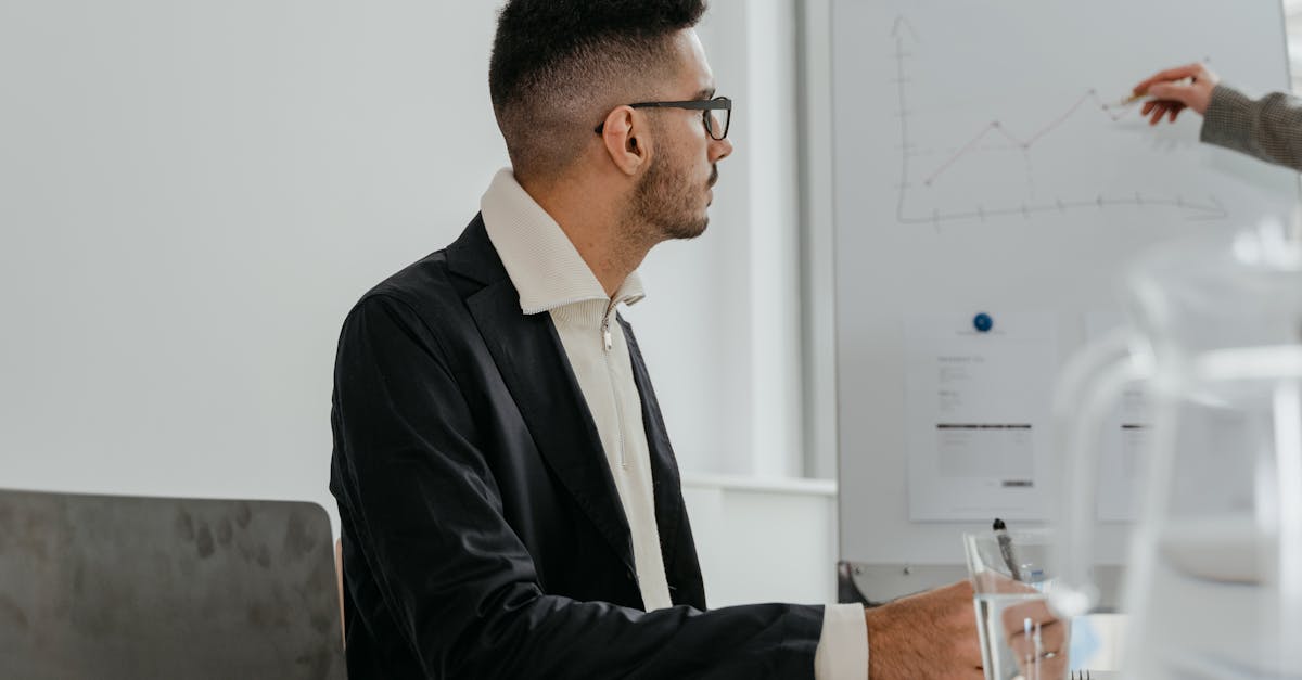 技术支持辅助在自动化升级上的应用和争议